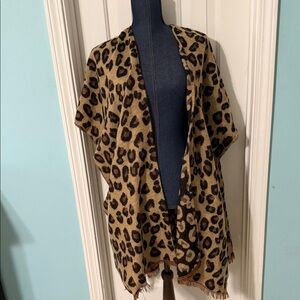Chic Leopard Print Women's Cape